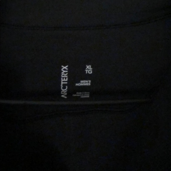 arc’teryx jacket - Picture 2 of 3